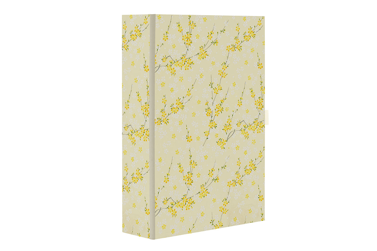 [Exterior Cover: Baby Yellow] 