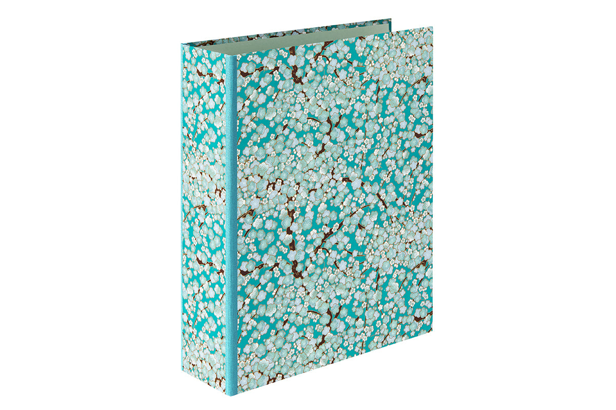 [Exterior Cover: Cyan Blossom] 