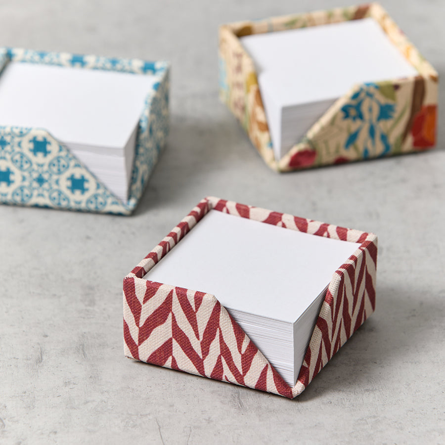 Luxury Memo Blocks l Bespoke Decorative Fabric Stationery | HARRIS ...