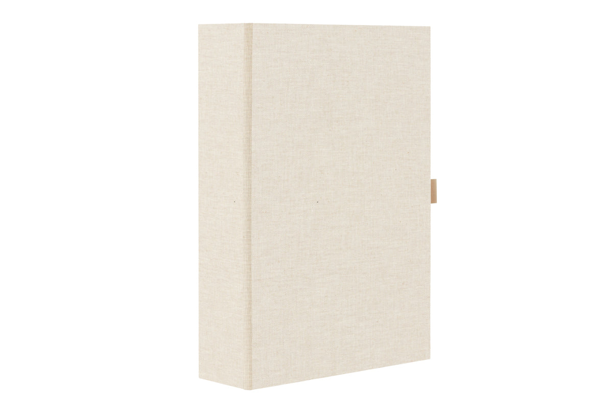 [Exterior Cover: Natural] 