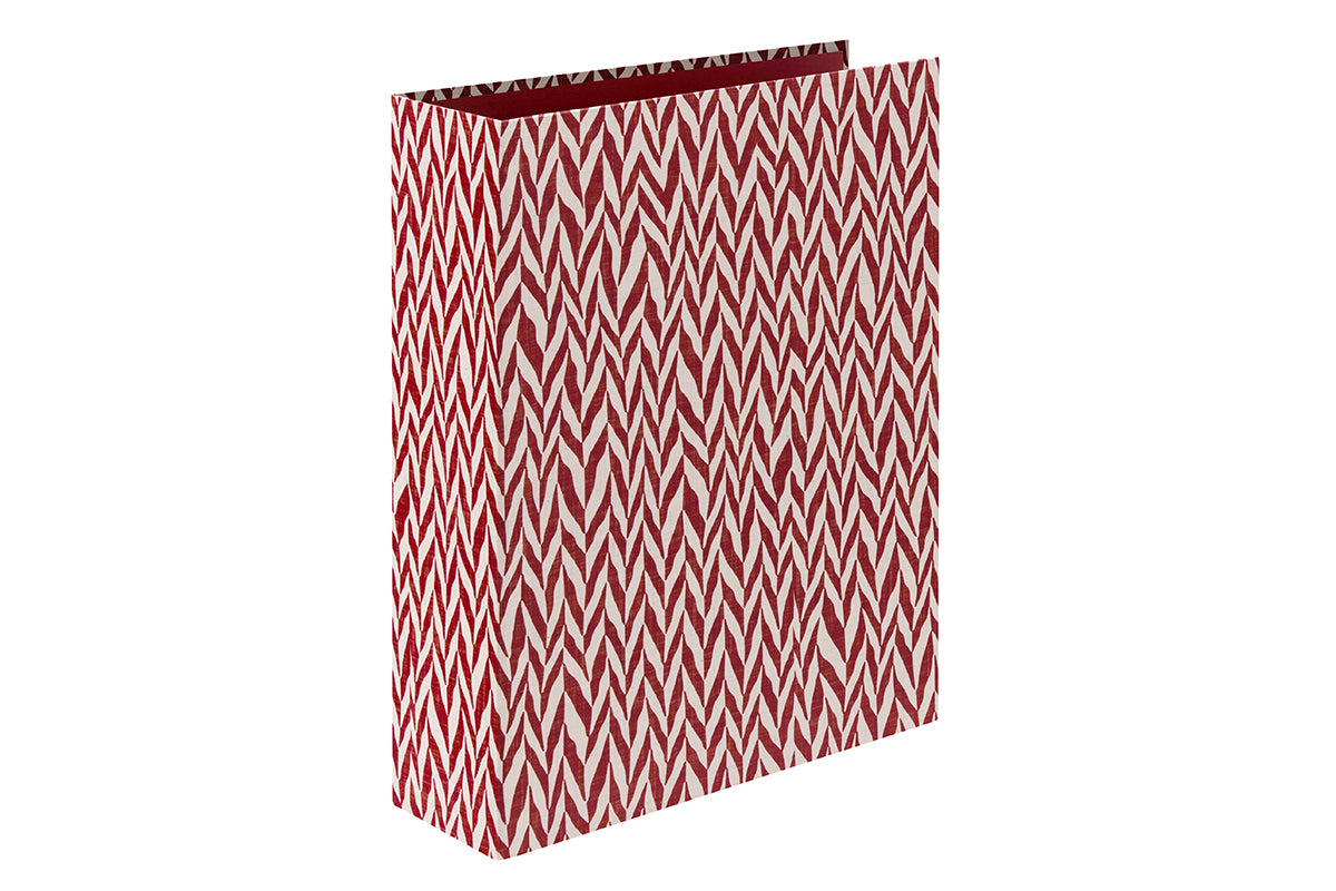  [Exterior Cover: Burgundy Vines] 