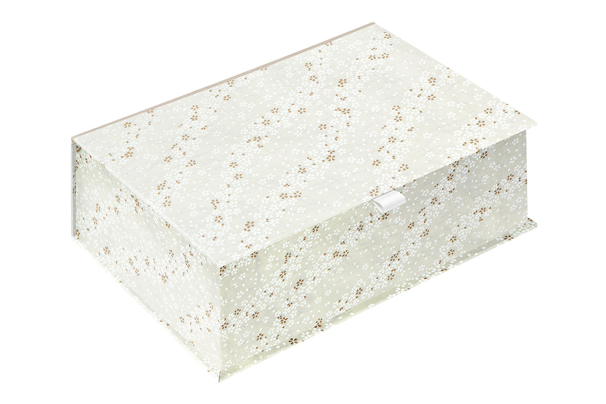  [Exterior Cover: Snow White] 